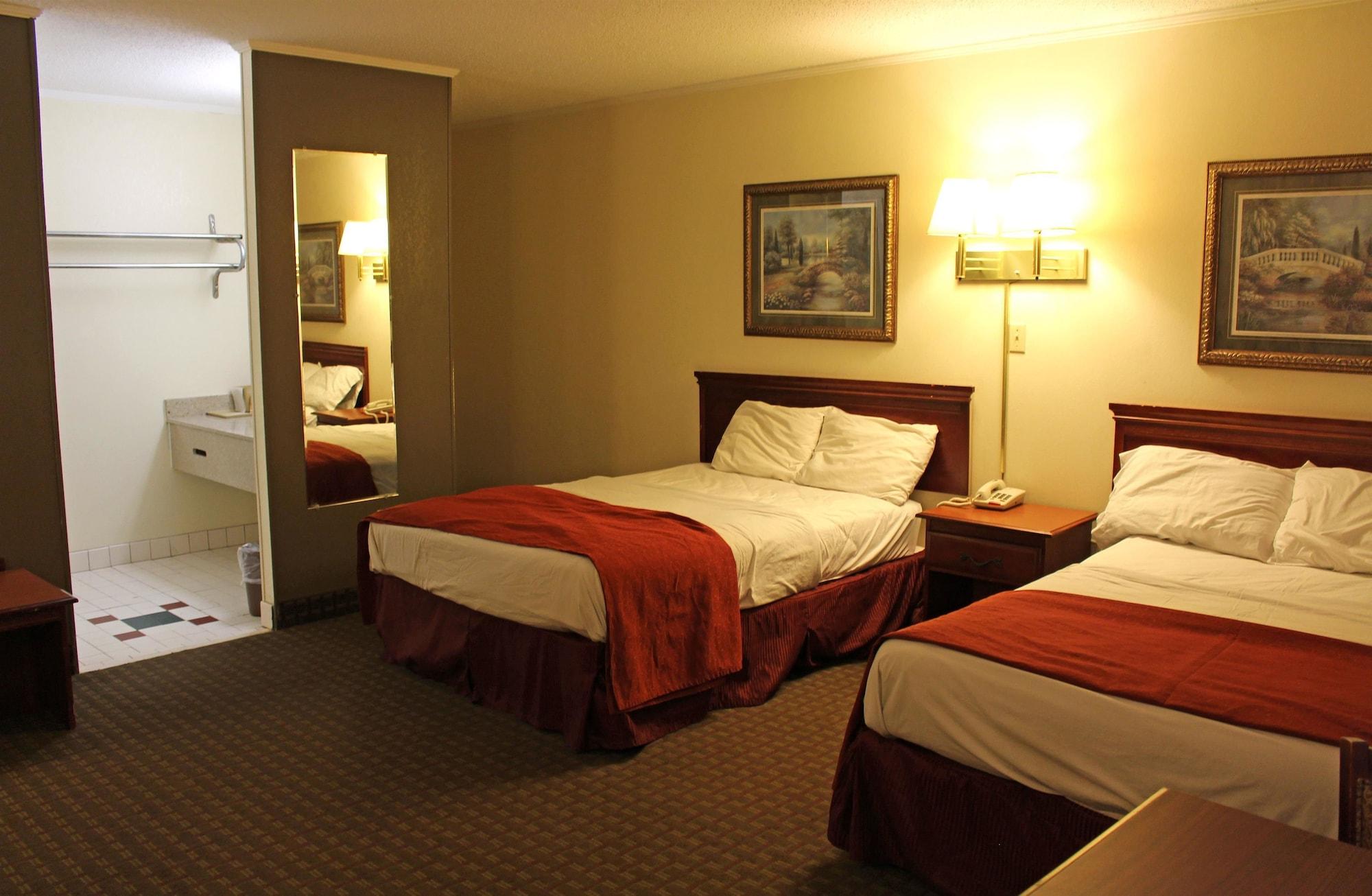 Lake View Inn & Suites Killen Екстериор снимка