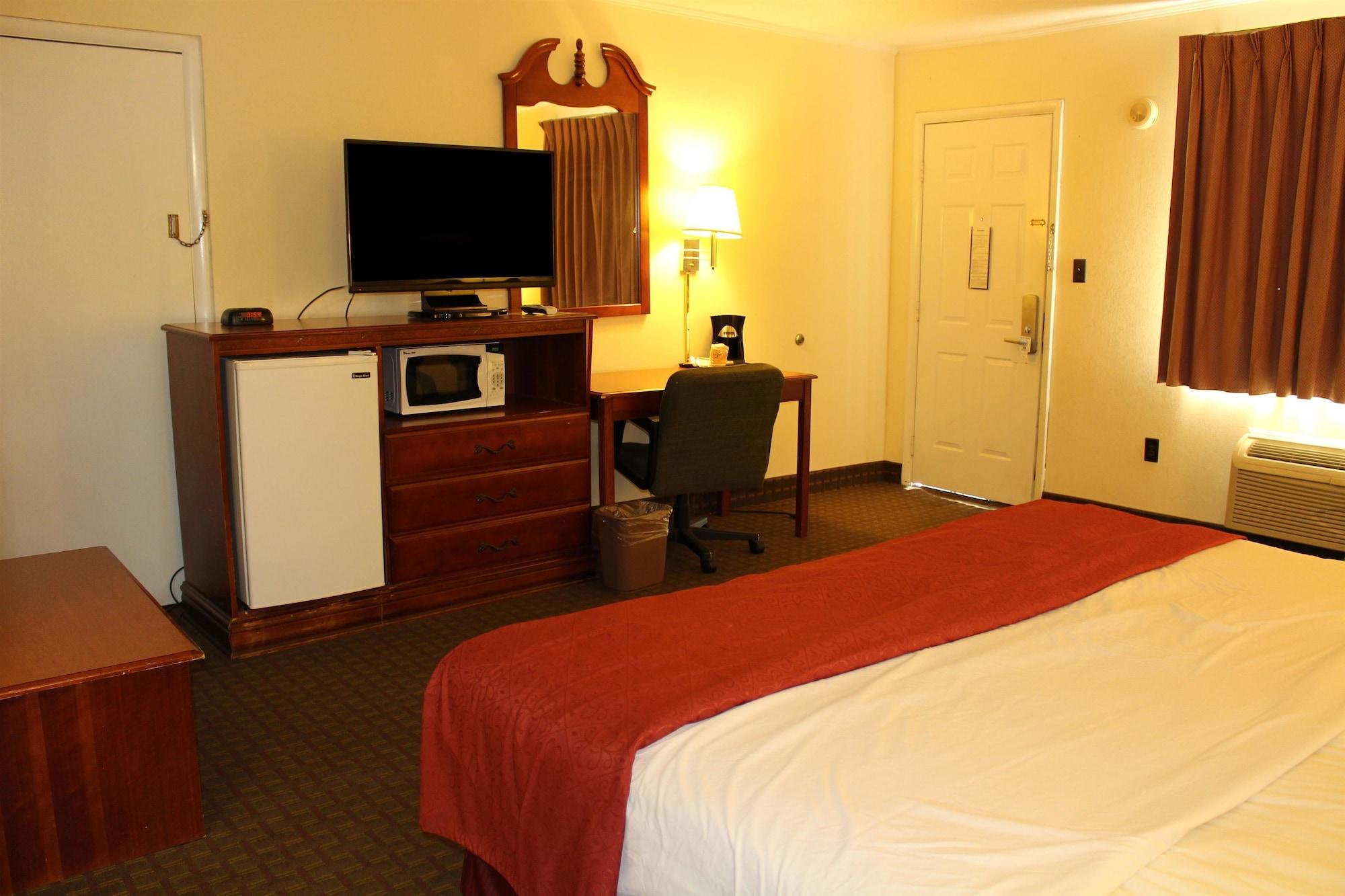 Lake View Inn & Suites Killen Екстериор снимка